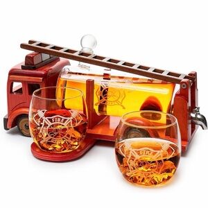 Fire Truck Whiskey Decanter Set with Glasses BRAND NEW